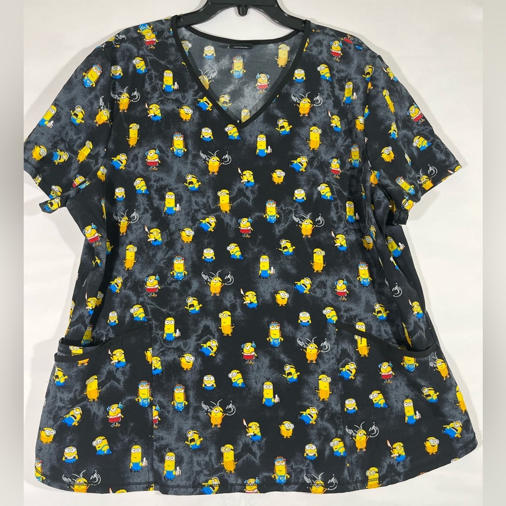 Universal Studios Minions The Rise Of Gru Scrub Top Women’s 2XL Multicolor‎
